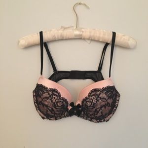 🌻Victoria Secrets Dream Angel plunge bra